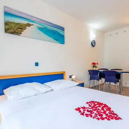 5 Bedroom Awesome In Stanici *