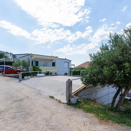 5 Bedroom Awesome In Stanici Celina